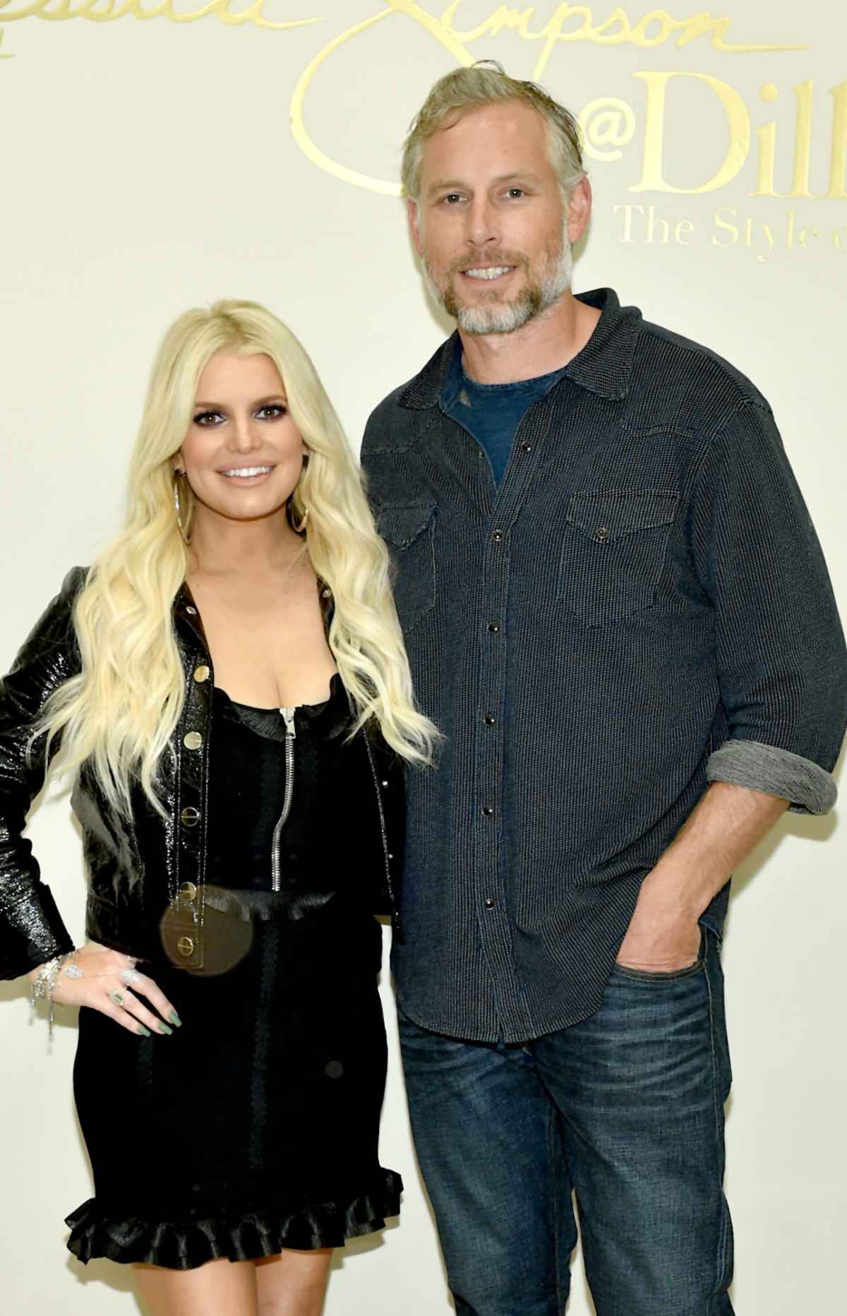 GettyImages-943130420-Jessica-Simpson-and-Ex-Eric-Johnson-Reunite-for-Las-Vegas-Flight.jpg