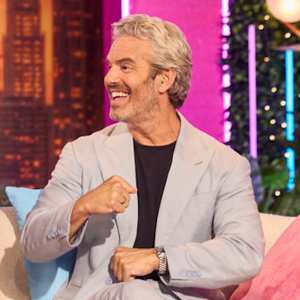 Andy Cohen Reacts to Bug In His Hair Love Island Reunion