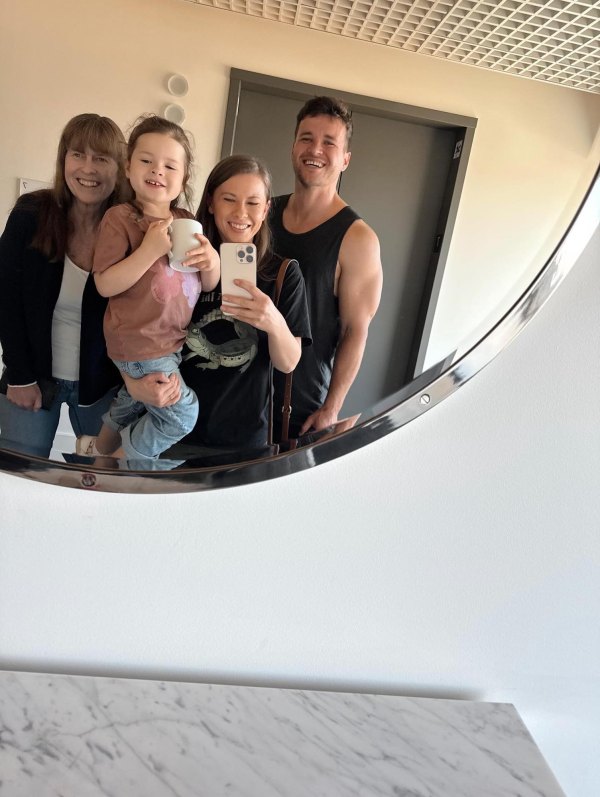Bindi Irwin Reveals Why She Moved Her Family to L.A. for 3 Months | Us ...