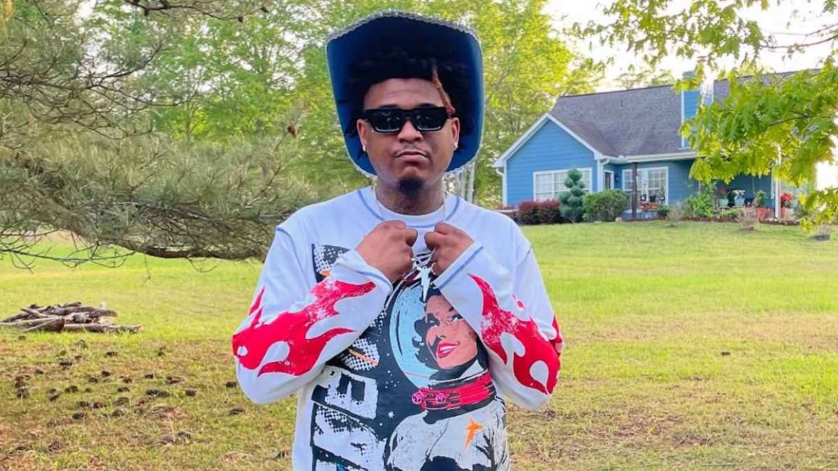 Rapper T-Hood Dead at 33 After Shooting in Georgia: Report | Us Weekly
