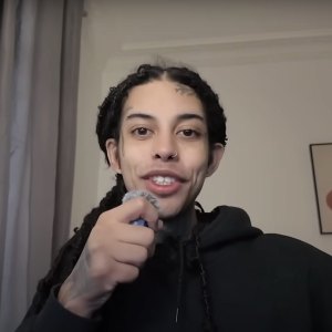 TikTok Star Alluringskull Shares Before and After Videos of Tongue-Splitting Cosmetic Procedure-3