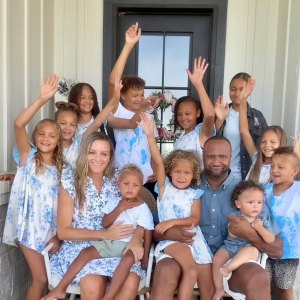 Influencer Karissa Collins ‘Never Wanted’ Her ‘Life’ With 11 Children, But Says It’s ‘So Nice’
