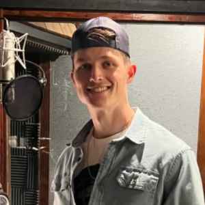 Country Singer Spencer Hatchers Mom Murdered in Highly Unusual Home Invasion