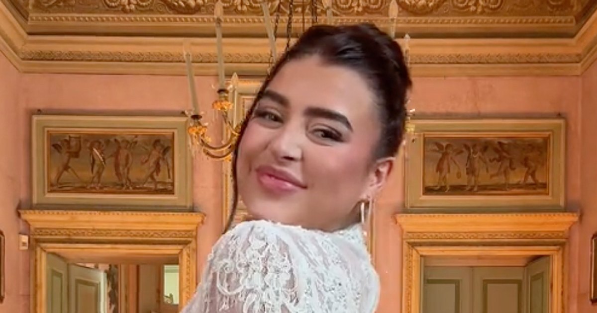 Dance Moms' Kalani Hilliker Reveals Stunning Wedding Dress | Us Weekly Dance Moms' Kalani Hilliker Reveals Stunning Wedding Dress | Us Weekly