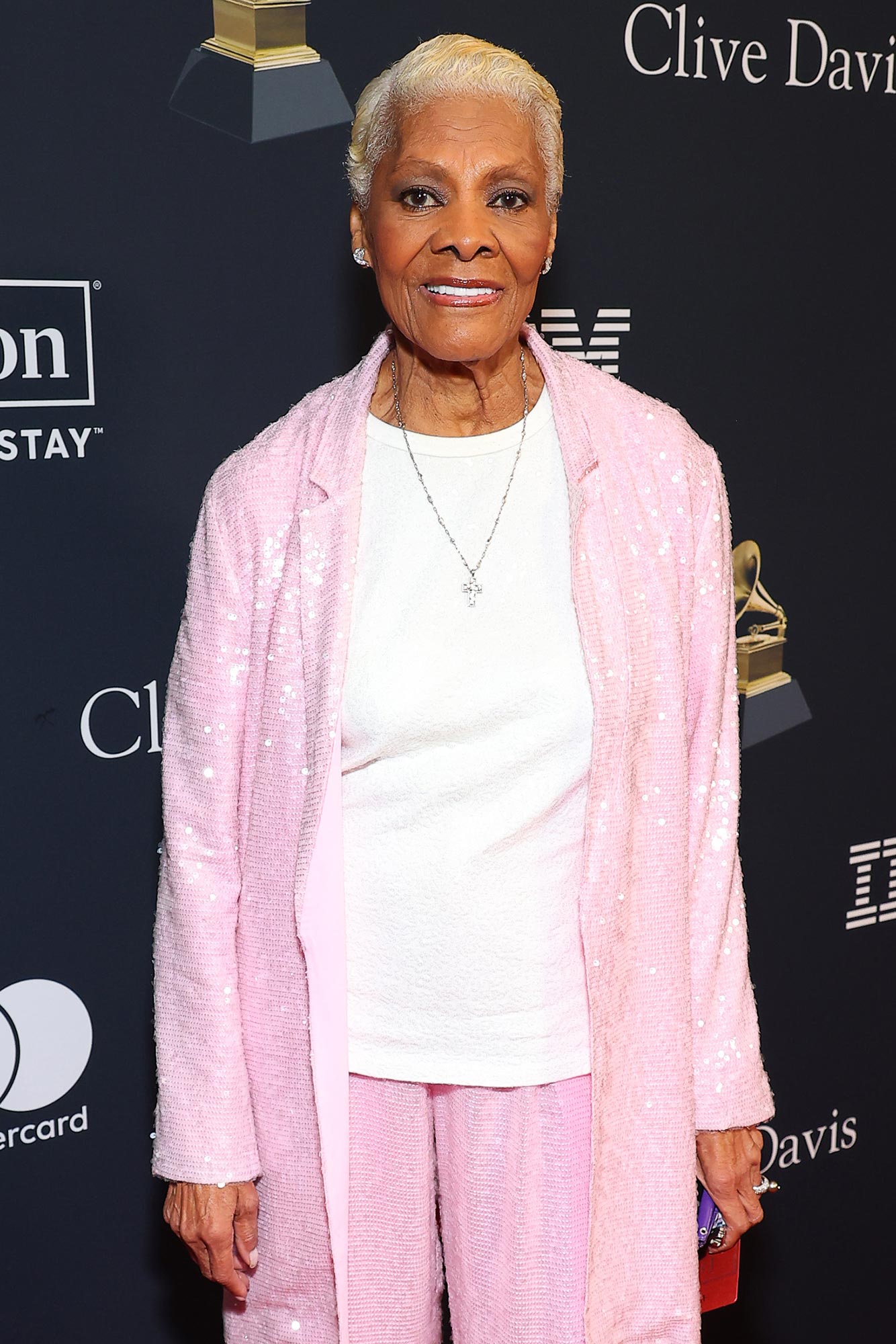 Dionne Warwick Bio GettyImages 1984027019