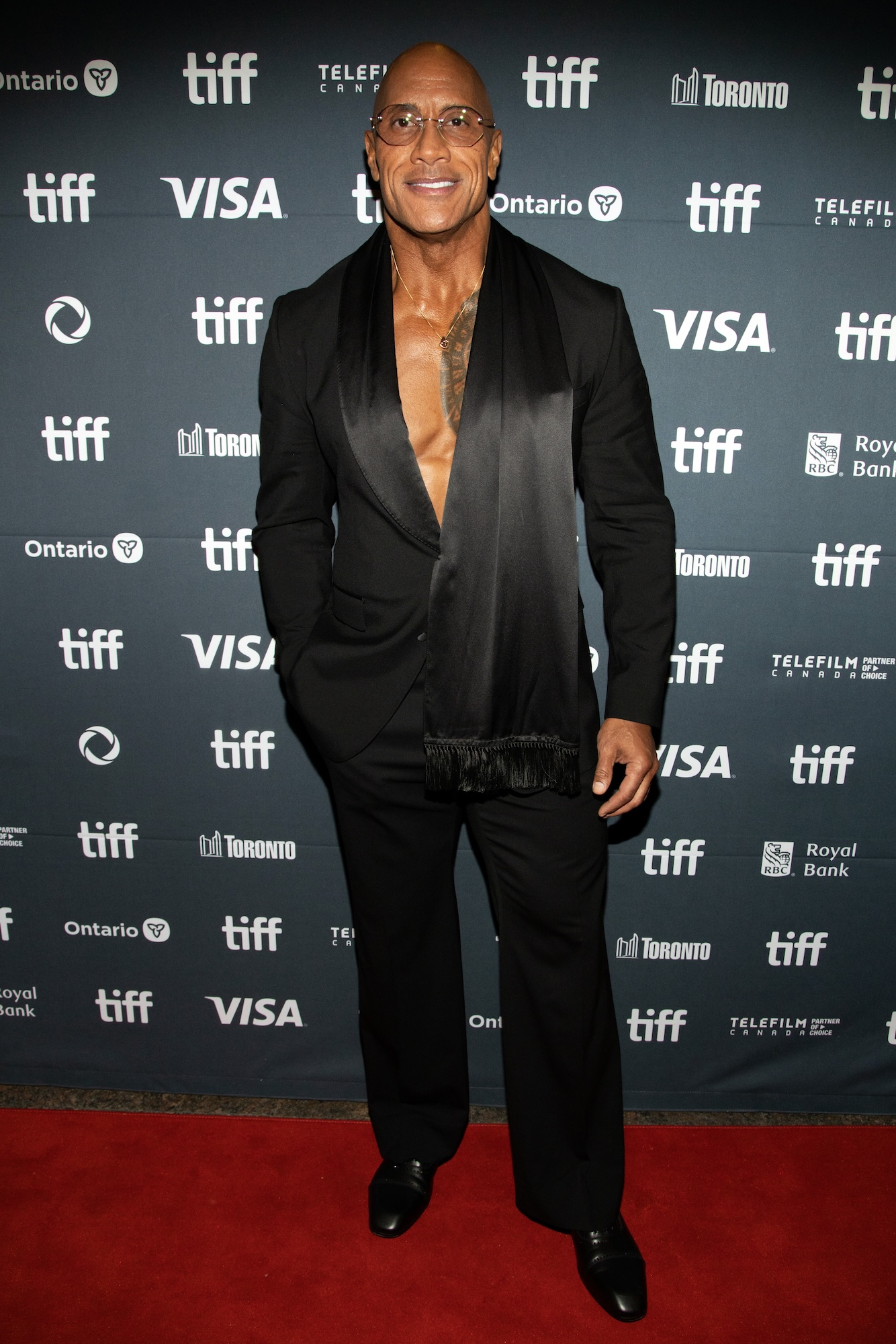 Dwayne The Rock Johnson's Body Transformation and Weight Loss Photos ...