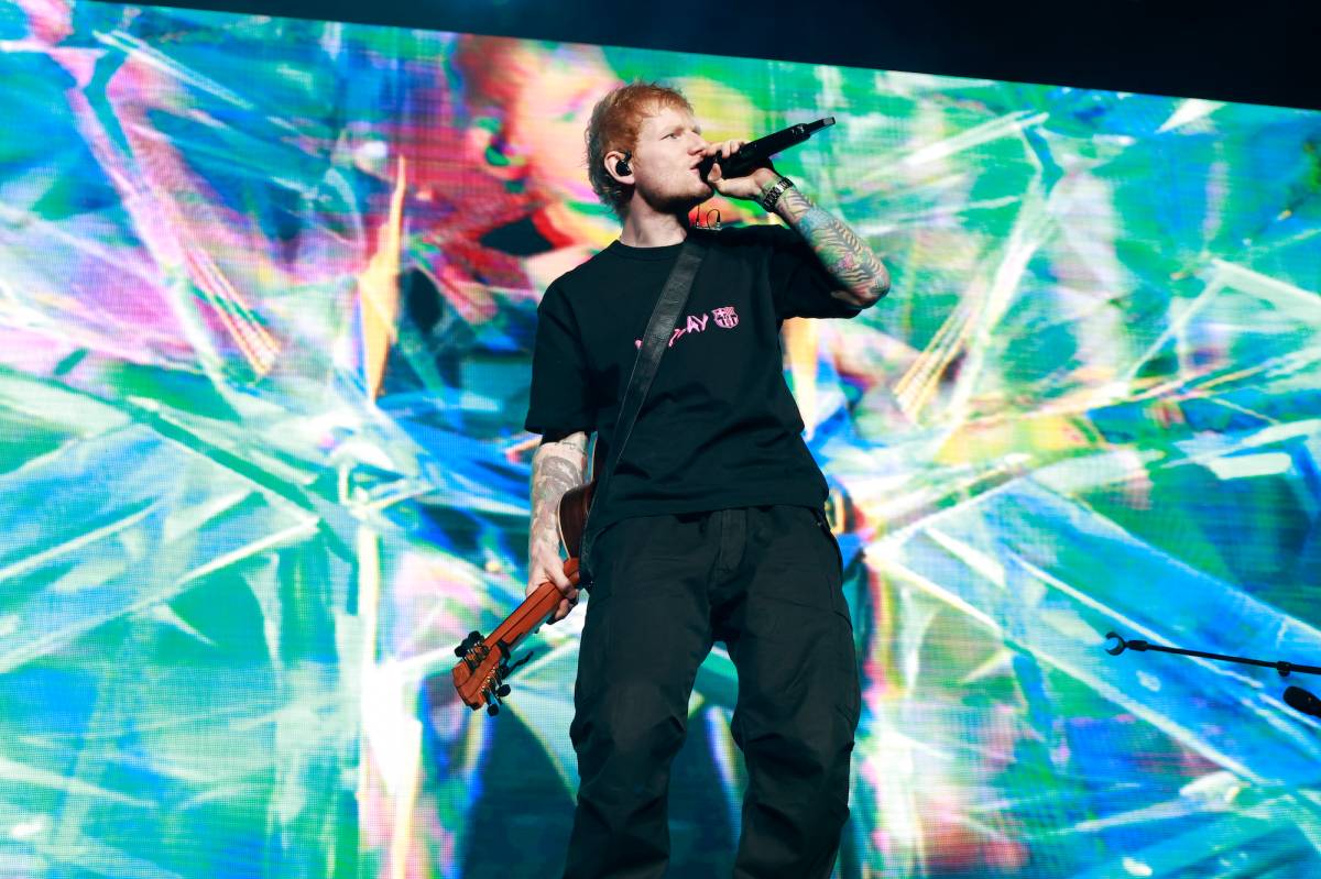 Ed Sheeran Says Goal Is to Have 'A 6-Pack' After 14-Lb. Weight Loss ...