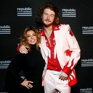 Feature Yung Gravy Recalls Meeting MILF Shania Twain at Grammys Party Because She 'Looked Approachable