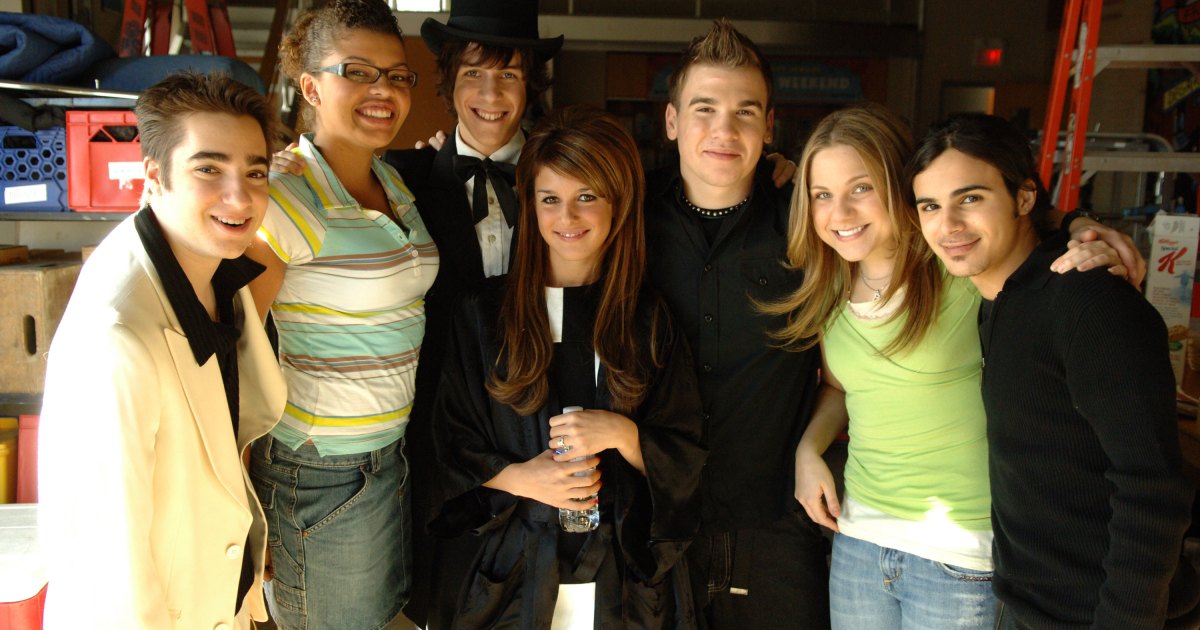 Why Lauren Collins Didnt Participate in Degrassi Tell-All Documentary Why Lauren Collins Didnt Participate in Degrassi Tell-All Documentary