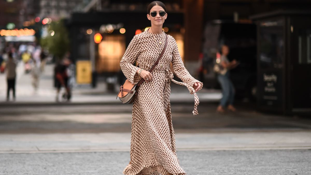 17 Slimming Fall Maxi Dresses That Hide the Tummy, From $14 | Us Weekly 17 Slimming Fall Maxi Dresses That Hide the Tummy, From $14 | Us Weekly