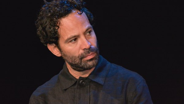 Mauricio Isaac, el actor que interpreta a La Calavera en Las Muertas de Netflix