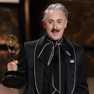 Alan Cummings Thanks the Crazy Cast of The Traitors After 2025 Emmy Awards Win