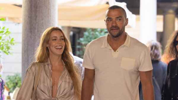 GettyImages2233686581Jesse Williams Holds Hands With Hotel Costiera Costar Alejandra Onieva