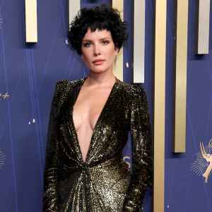 Halsey-GettyImages-2235491881