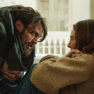 Julianne Nicholson Teases Shailene Woodley Thomas Doherty s Paradise Roles Amid Season 2 Changes 002