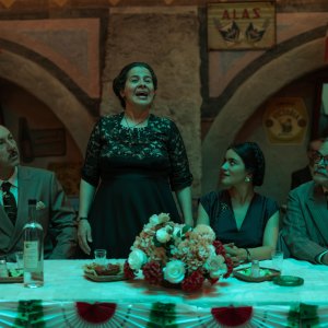 Escena de Las Muertas serie de Netflix inspirada en hechos reales de Las Poquianchis.
