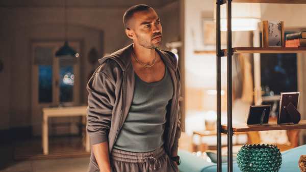 Jesse Williams Reveals He Lost 13 Lbs While Filming 'Hotel Costiera' in Italy