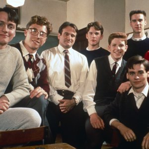 Gale Hansen, Allelon Ruggiero, Robin Williams, Ethan Hawke, Dylan Kussman, Robert Sean Leonard, James Waterston, Josh Charles in Dead Poets Society