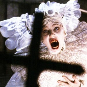Sadie Frost in Bram Stoker's Dracula