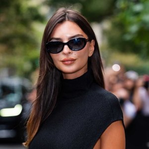 Emily Ratajkowski Shoulder Bag