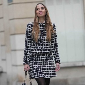 Vintage-Looking Fashion