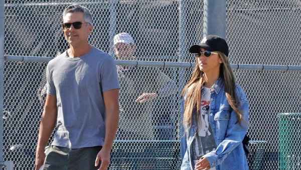 BGUS_3370024_002 Jessica Alba and Cash Warren