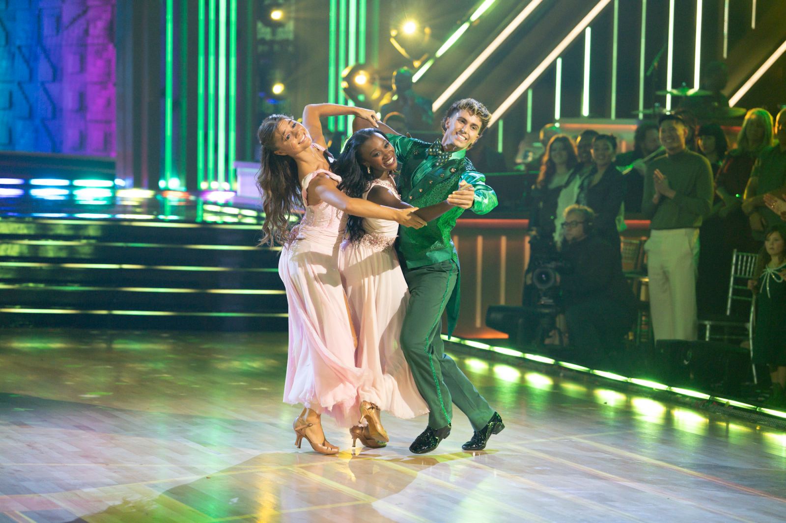 Dancing With The Stars Season 35 Contestants Same Sex Pairing Sarah Jane Nader And Hailey Bills Makes History