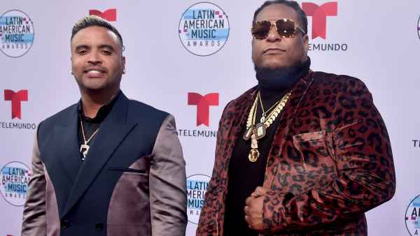 Zion y Lennox en 2019.