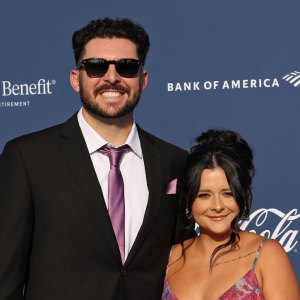 Who Is Dodgers Pitcher Alex Vesias Pregnant Wife Meet Kayla Vesia