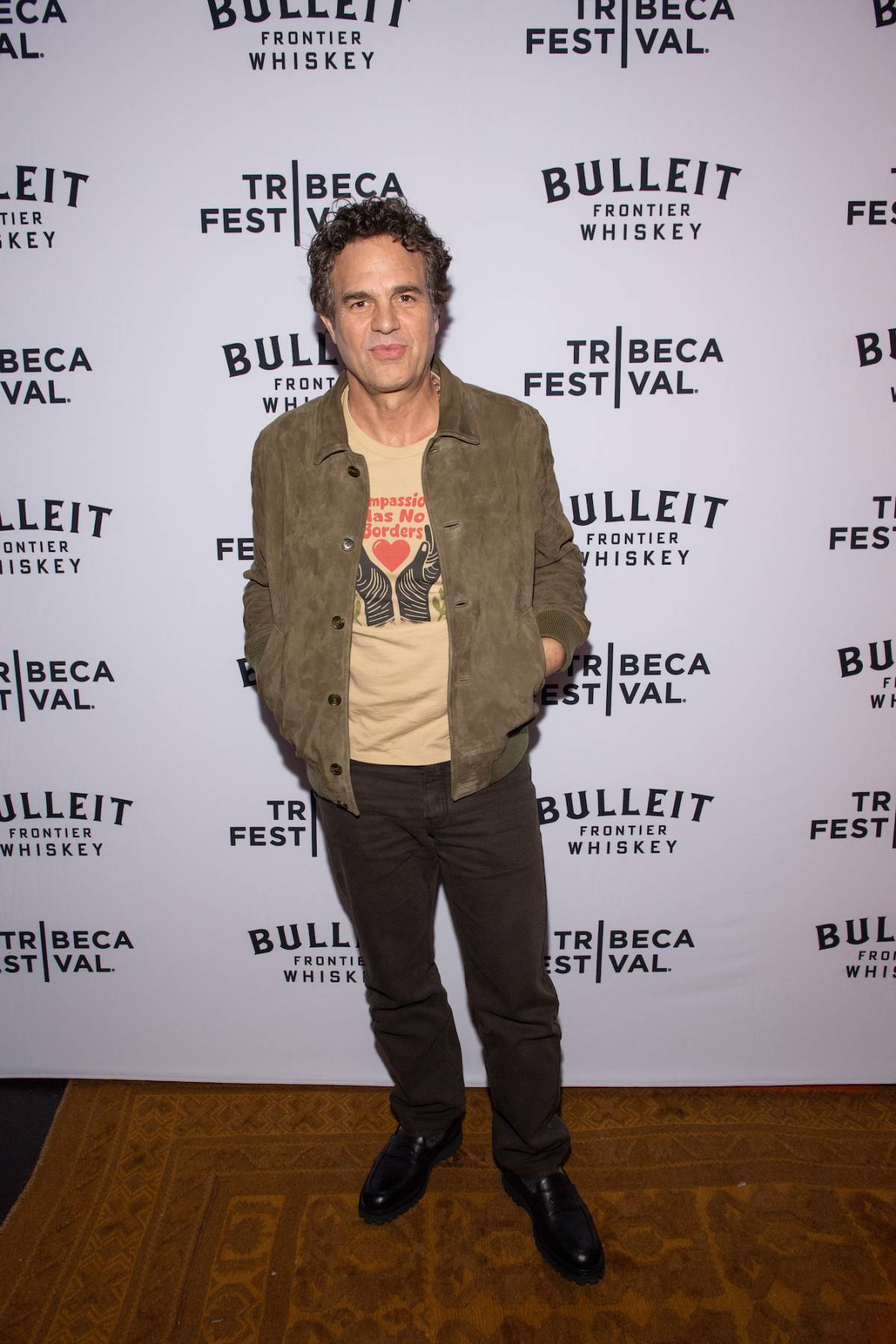 Mark Ruffalo Recalls Dreaming of Punching Ryan Reynolds | Us Weekly
