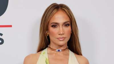 GettyImages-2233784912 Jennifer Lopez Reveals 17-Year-Old Twins Are Touring Colleges: 'Crazy'