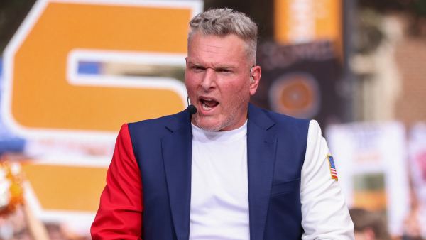 GettyImages-2235235238 Pat McAfee College Gameday 2025