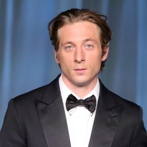 GettyImages-2241922572 jeremy allen white talks dad life
