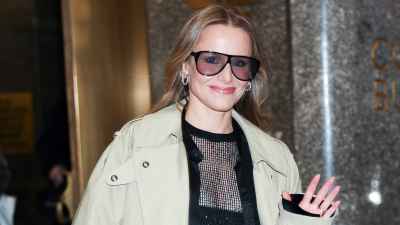 Kristen Bell seen leaving 'The Tonight Show Starring Jimmy Fallon' in Midtown on October 23, 2025 in New York City.