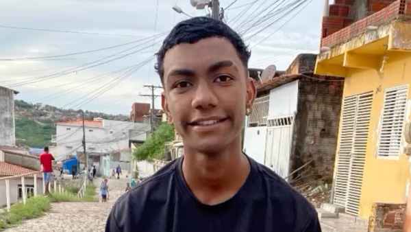 FEATURE Influencer Valioso 20 Dies in Car Accident While on Vacation