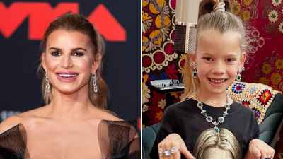 Jessica Simpson s Daughter Birdie 6 Is Her Twin as She Dresses Up as Mom for Spirit Week at School 2234230630
