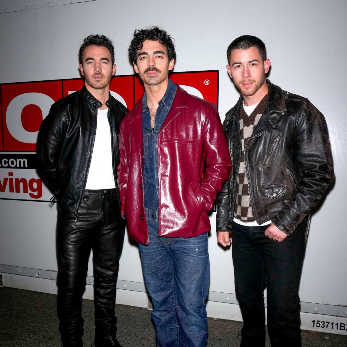 Jonas20 surprise guests