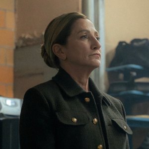 How Edie Falco Became a ‘Powerful’ Prison Warden on ‘Mayor of Kingstown’