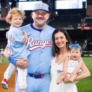 Jake Burger, Ashlyn Burger, Brooks and Penelope