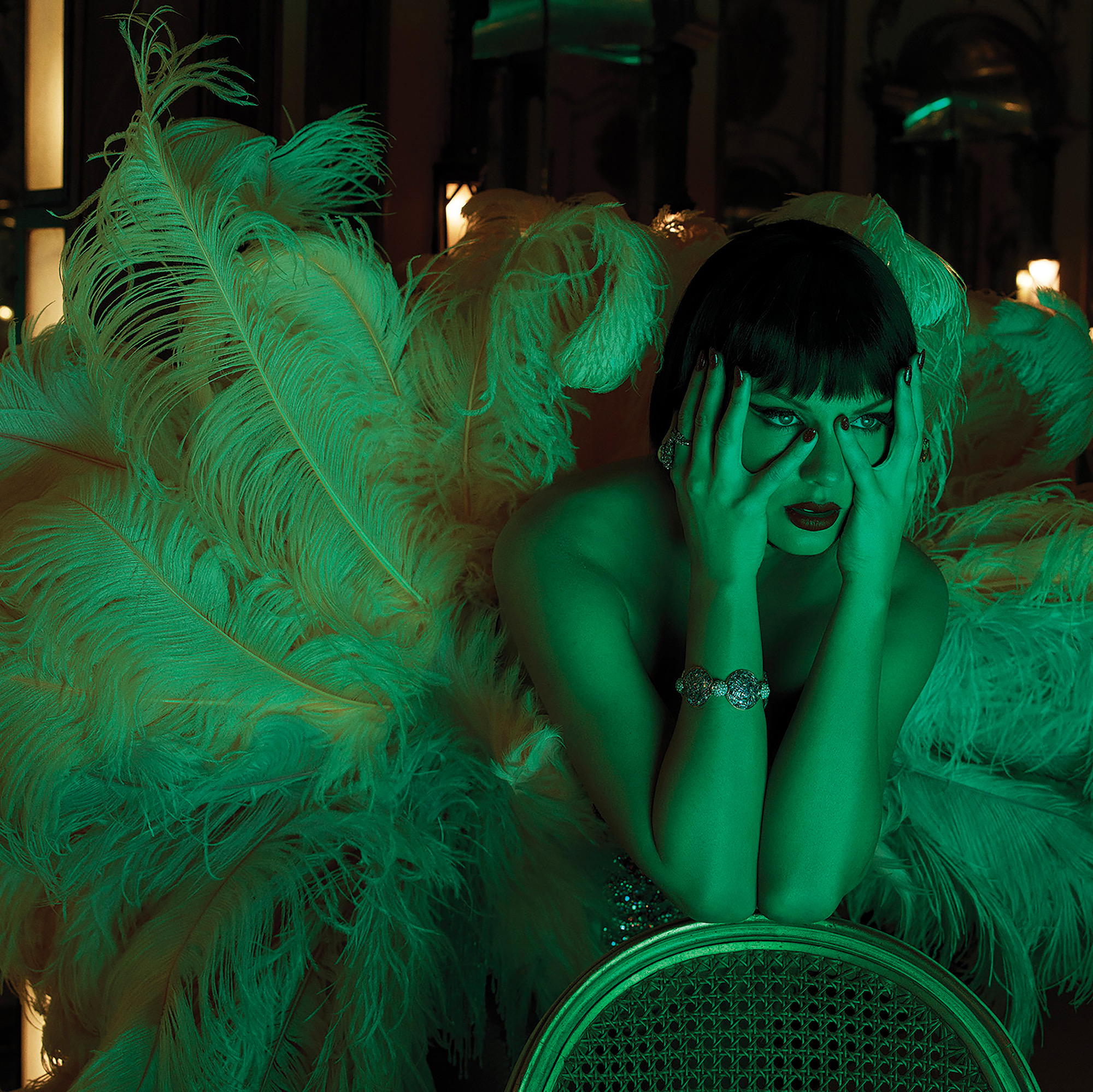 Taylor-Swift-Life-of-a-Showgirl-ItsRapturous_Front