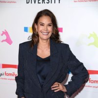 Teri Hatcher Bio Pic