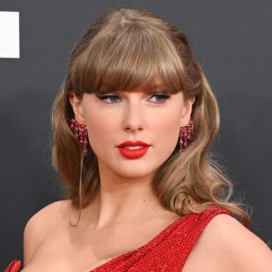 Taylor Swift Sweater