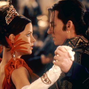 Kate Beckinsale and Hugh Jackman in Van Helsing