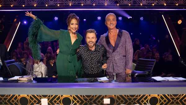 180161_EM104251-DWTS.jpg