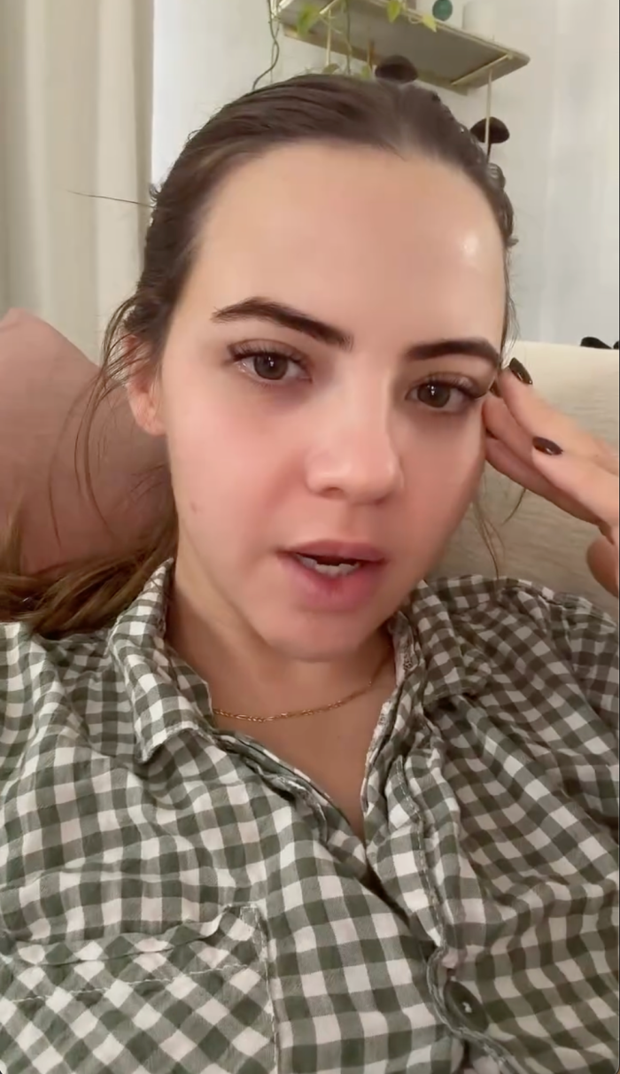 Bobbi Althoff Gives Update on Smile After Botox Paralysis Struggle | Us ...