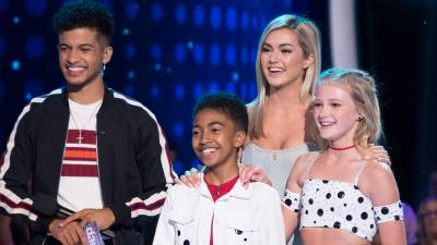DWTS-Juniors-Rylee-and-Miles-WIth-Lindsay-Arnold-GettyImages-1041067130