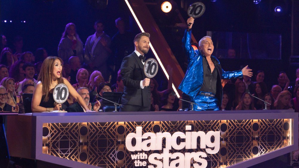 Feature Finale DWTS Cast Jets to GMA After Season Finale: Behind-the-Scenes Photos ...