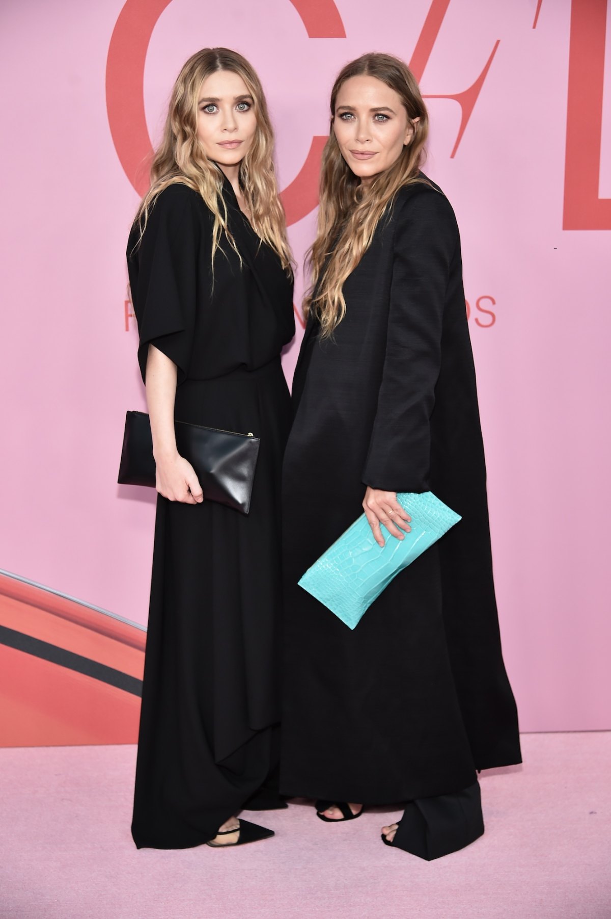 GettyImages-1465745661-MaryKateAshleyOlsen.jpg