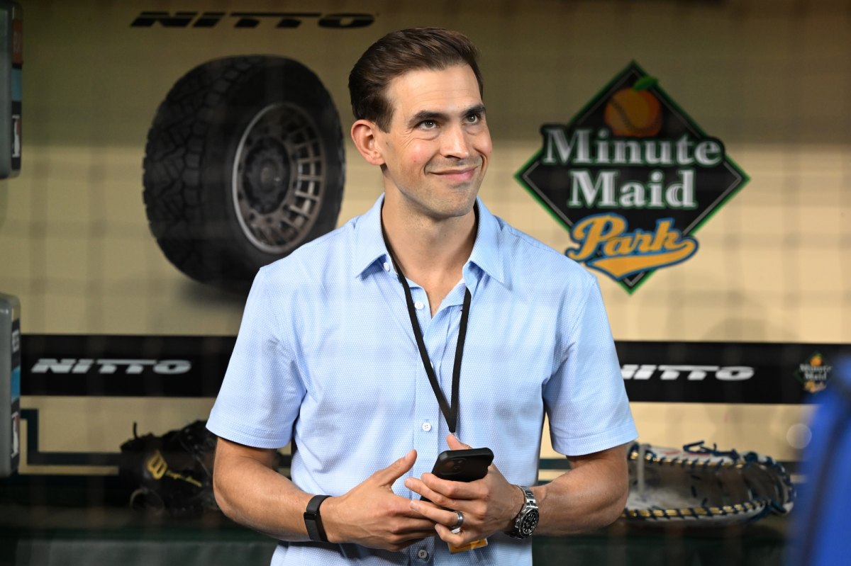Fox Sports Joe Davis Reveals If He Peed During 18Inning World Series Game
