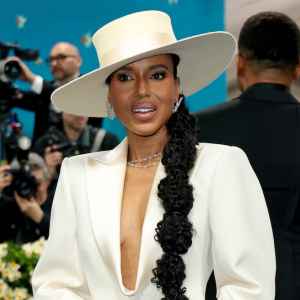 Why Kerry Washington Ate Her Own 'Jerky in a Bathroom' at the Met Gala